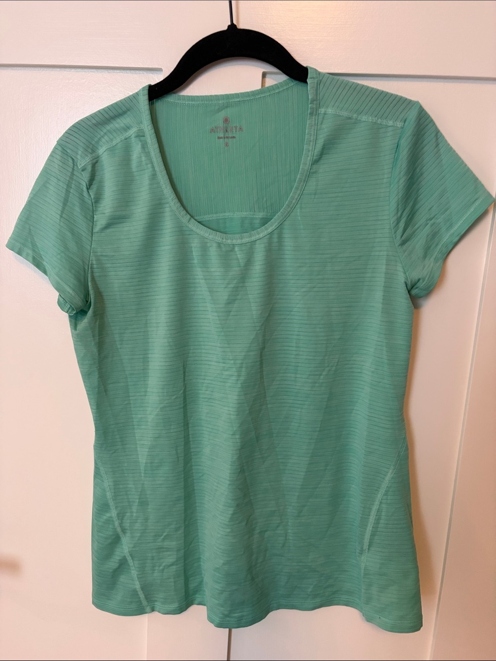 Athleta Sea Glass Green Scoop Neck Short Sleeve Athletic Tee